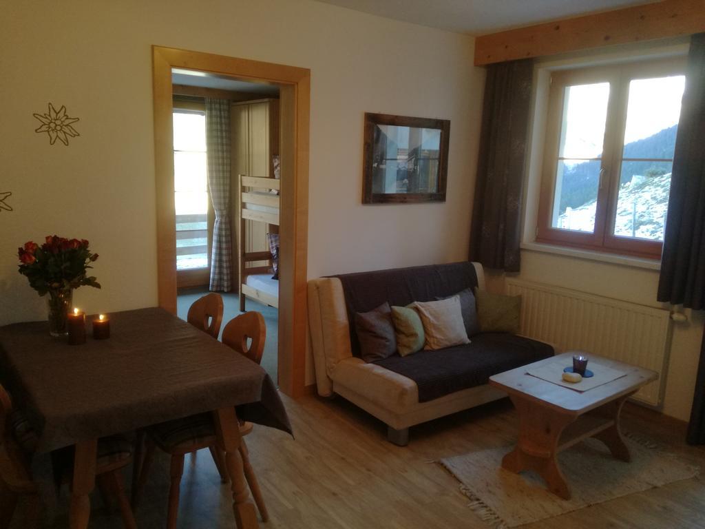 Haeus'L Am Ruan Aparthotel Berwang Eksteriør bilde